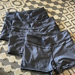 🚨4/$25 deal🚨 Women’s biker shorts